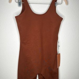 Girlfriend collective, deep brown, Onsie